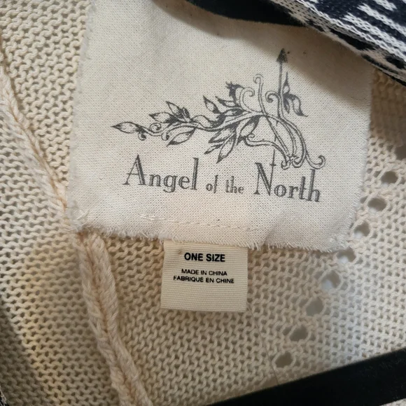 Anthropologie-Angel of the North Shawl - Picture 3 of 7